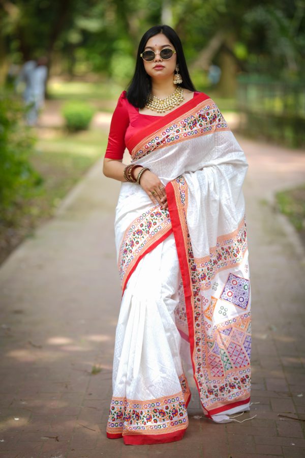 Dhupiyan saree