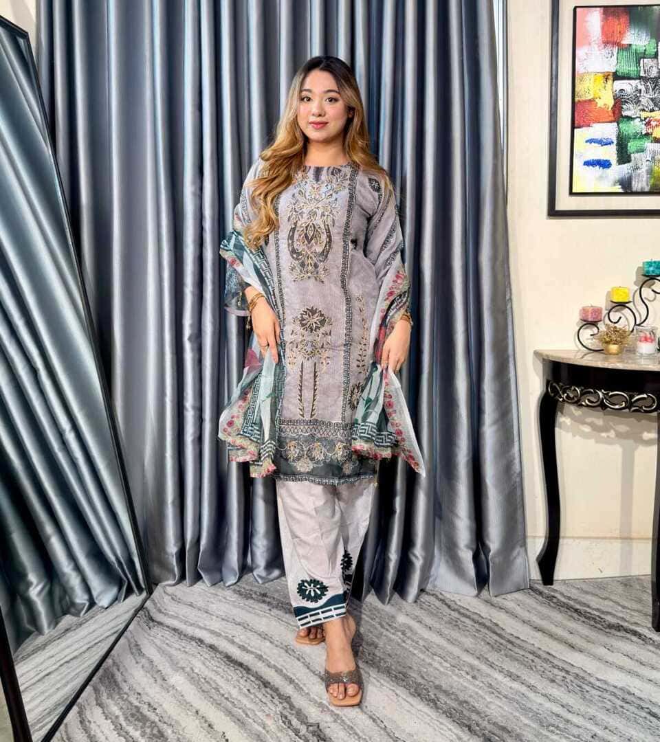 Embroidery Three Piece - 1500906