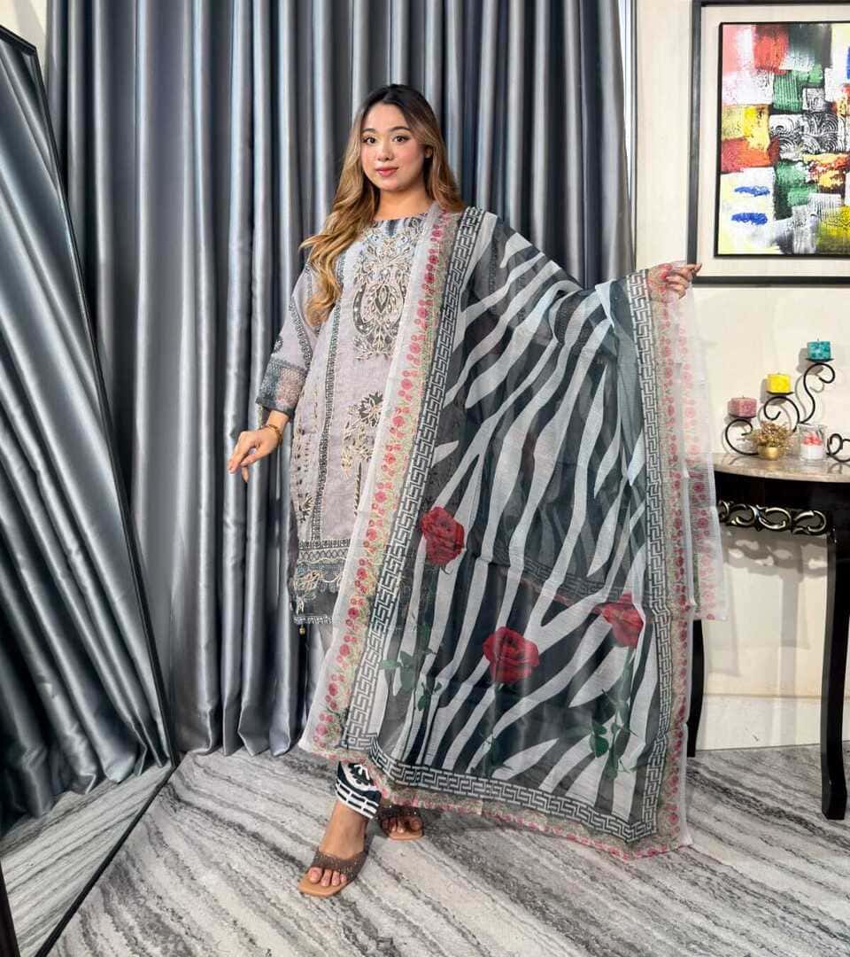Embroidery Three Piece - 1500906 - Image 4