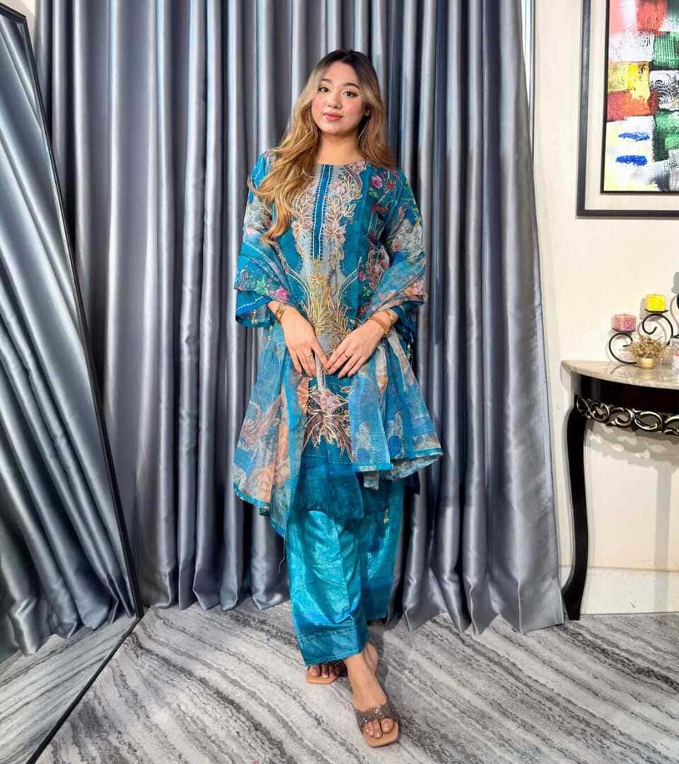 Embroidery Three Piece - 1500905