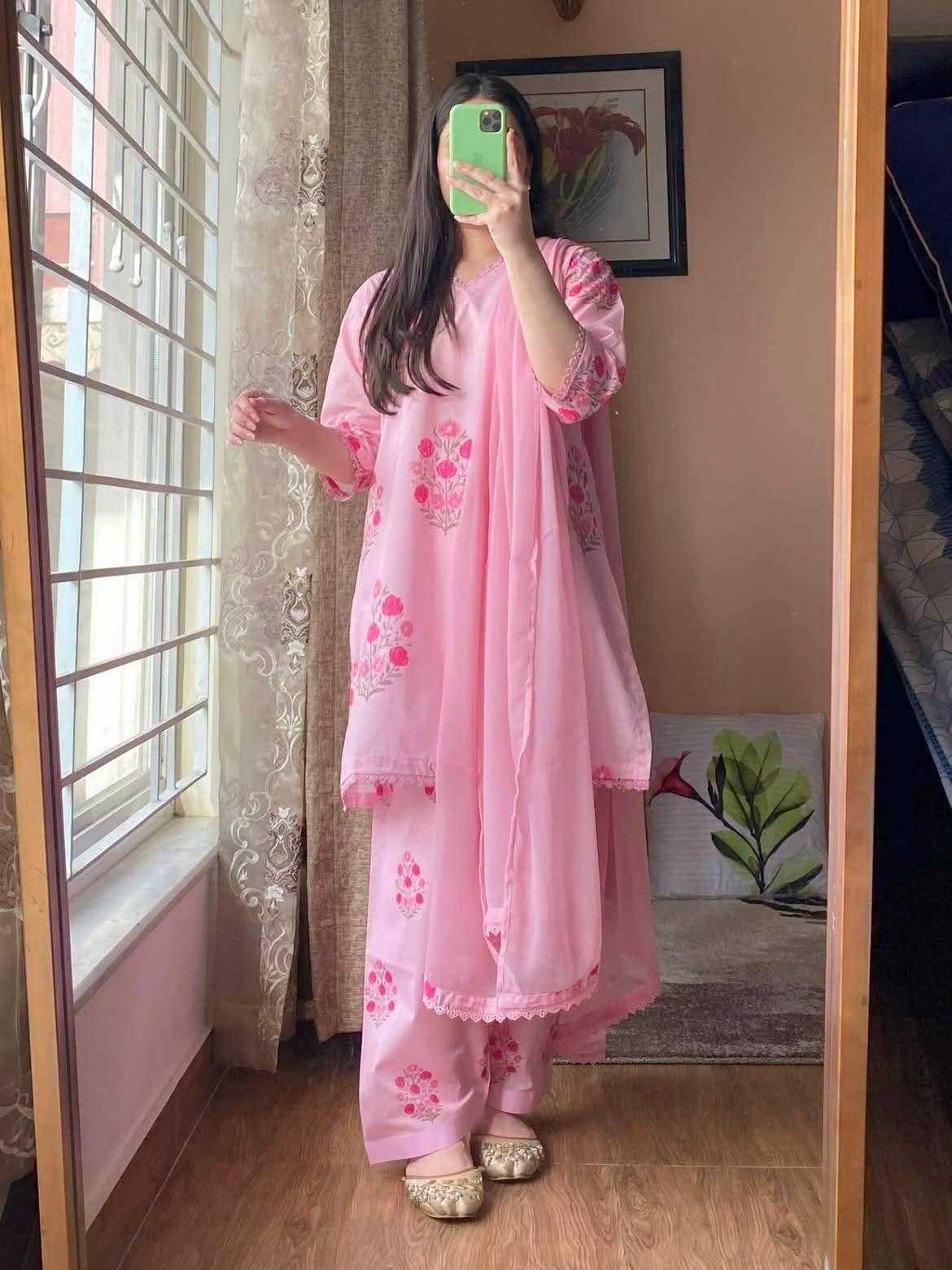 Pink Cotton Floral Print Three Piece Salwar Kameez Set - Image 3