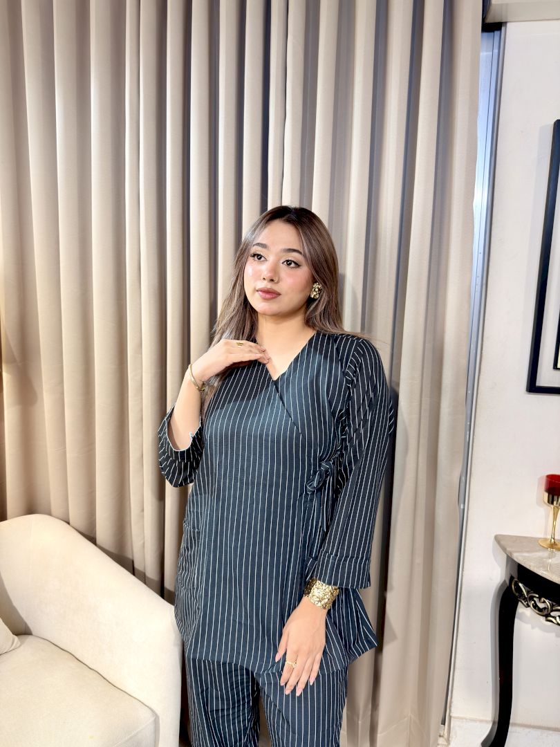 Minima Twin Striped Co-ord Set for Women - Image 7
